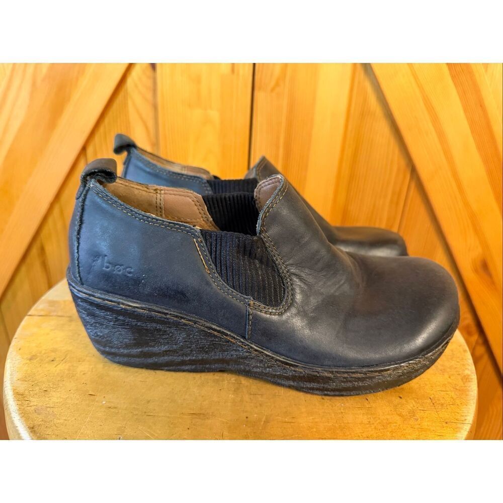 Born Concept Shoes 6M Slip On Black Leather Round Toe Wedge Heels Low Top